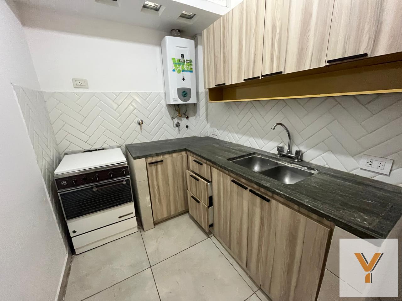 Foto de Departamento en venta - 2 Dormitorios 2 Baños - La Plata, imagen 2