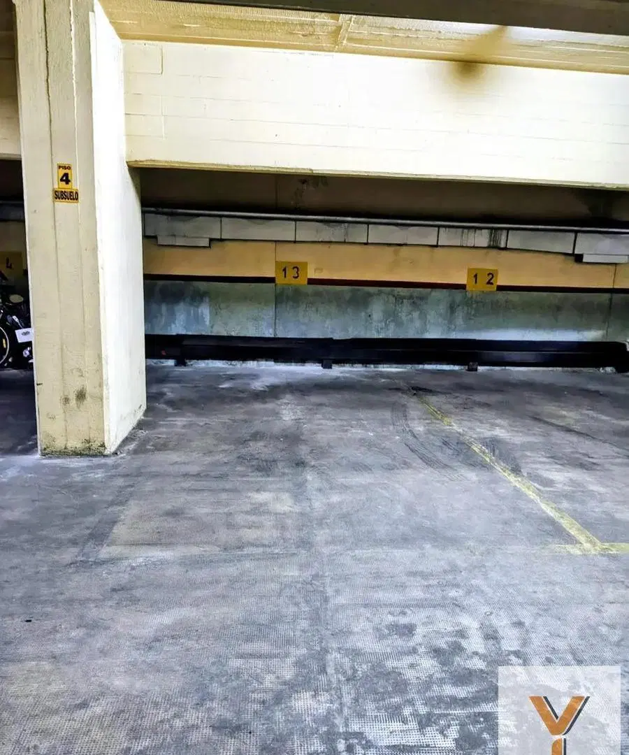 Cochera en Venta - - 14mts - Balvanera 1