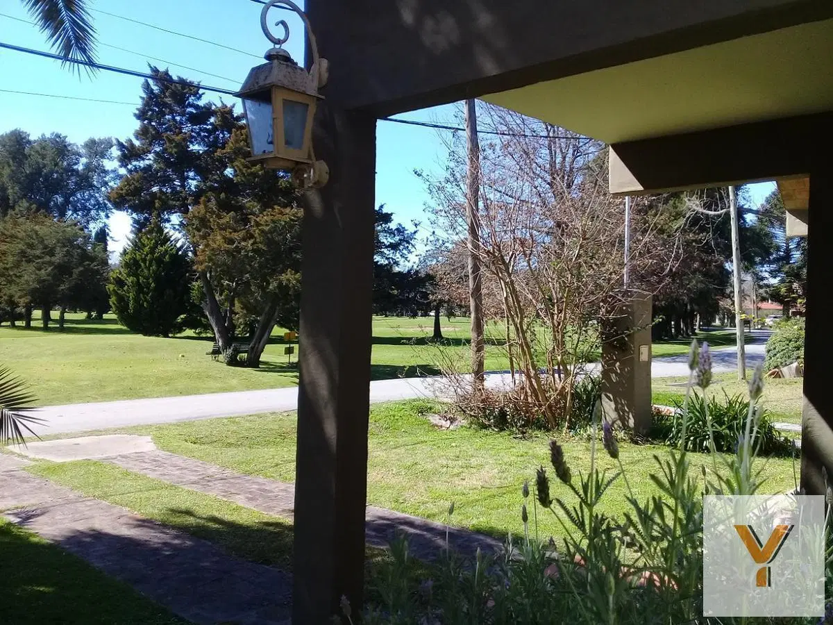 Casa en venta - 2 dormitorios 2 baños - 110mts2 - Country Club El Pato 3