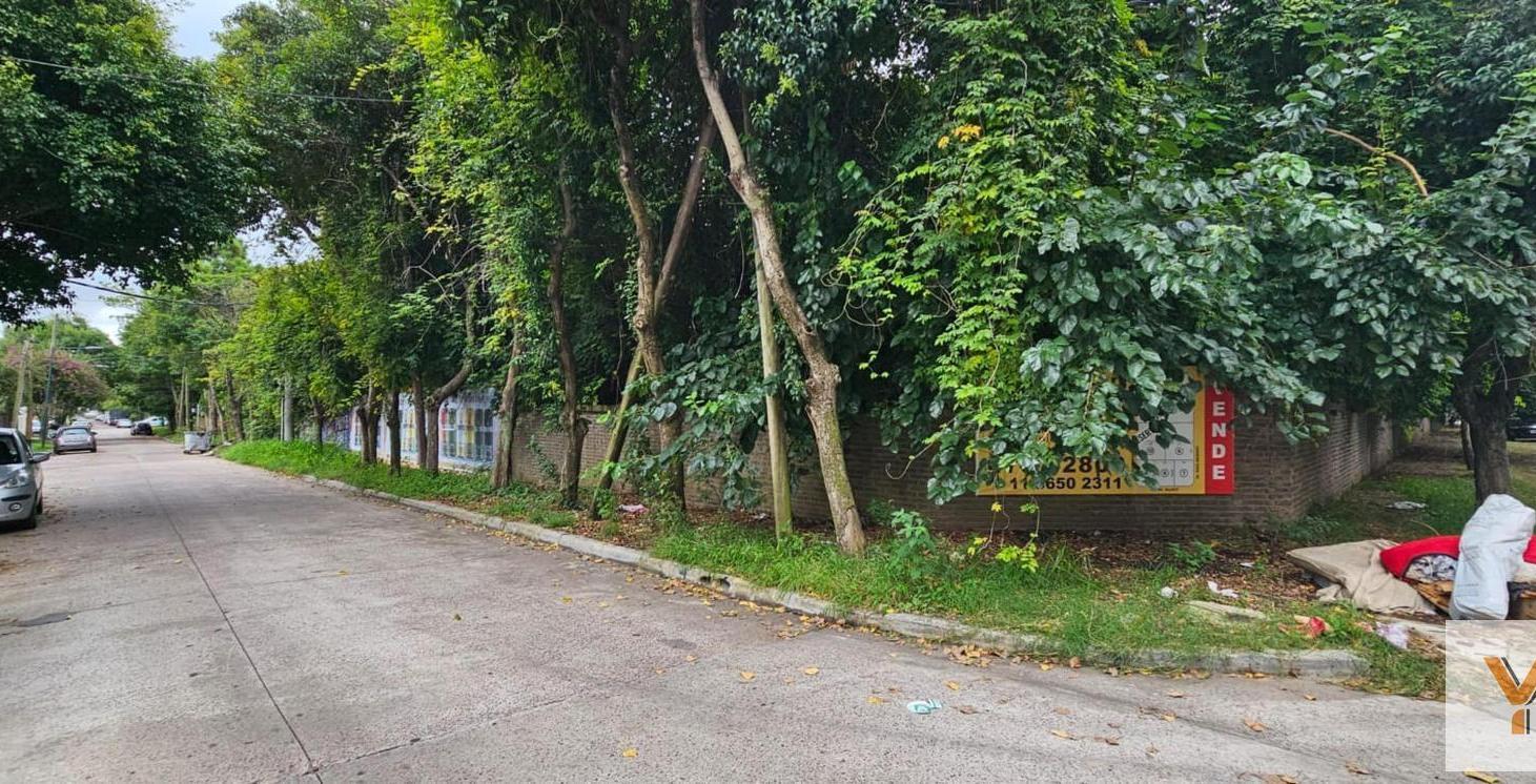 Foto de Terreno en venta - 3.982Mts2 - Boulogne Sur Mer, imagen 1