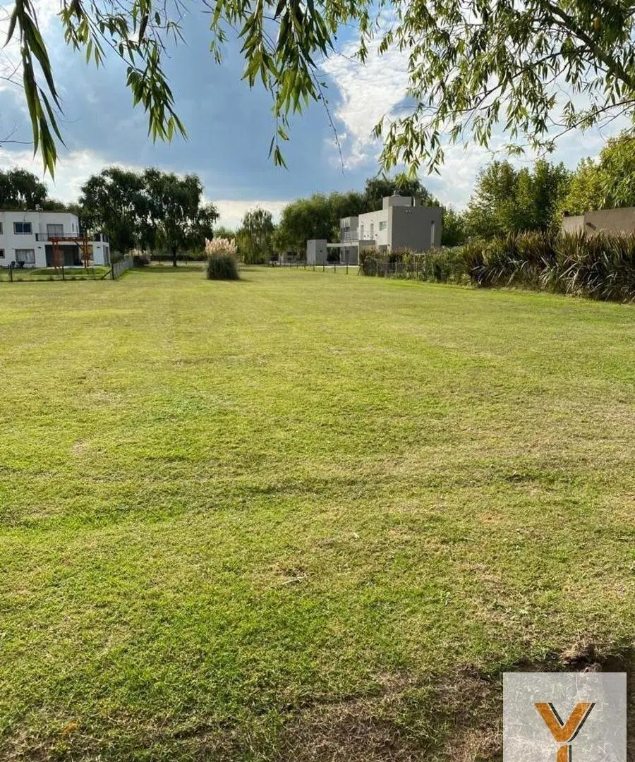 Terreno en venta - 1598mts2 - Haras del Sur ll, La Plata 4