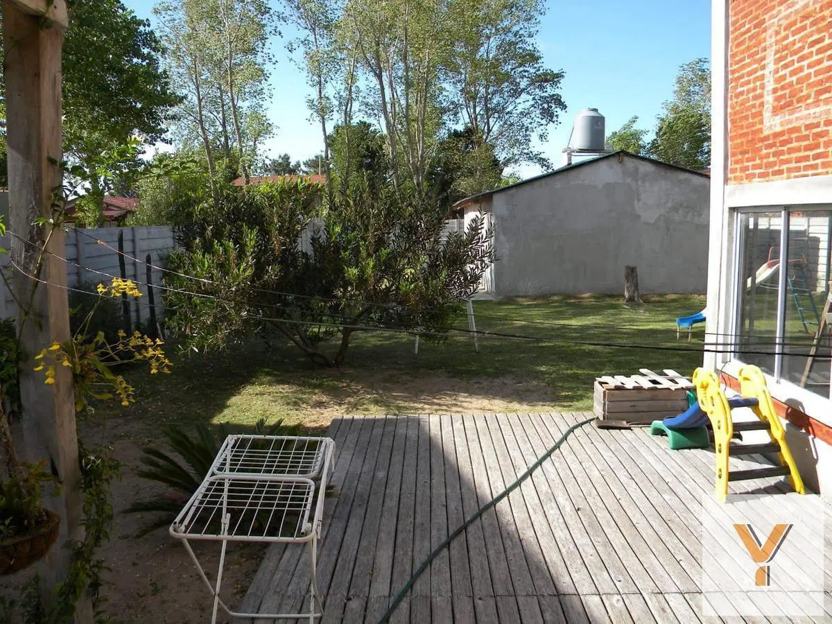 Casa en venta - 6 dormitorios 5 baños - Cochera - 900mts2 - San Bernardo Del Tuyú 3