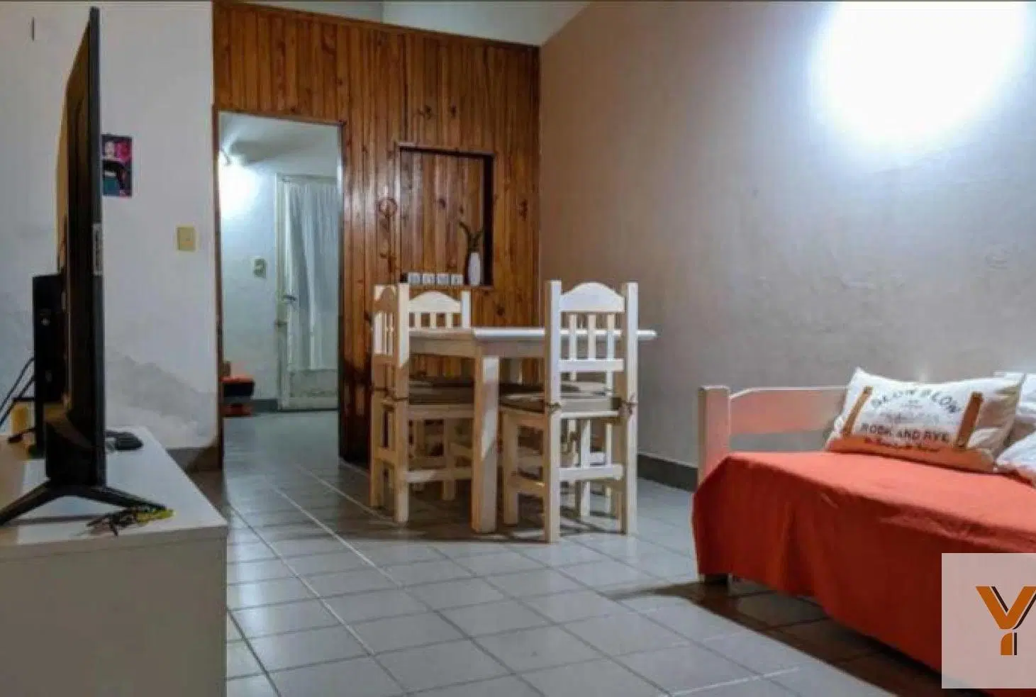 Casa venta - 2 dormitorios 1 baño - 324mts2 totales - Las Flores 3