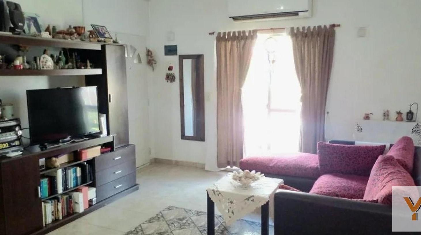 Foto de Departamento en venta - 2 Dormitorios 1 Baño - Villa Luzuriaga, imagen 4