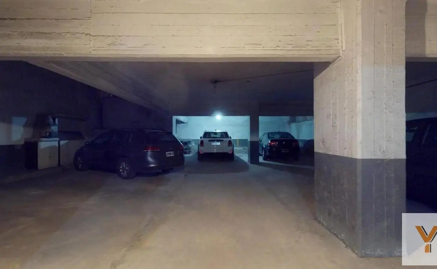 Cochera en venta - 15Mts2 - La Plata 3