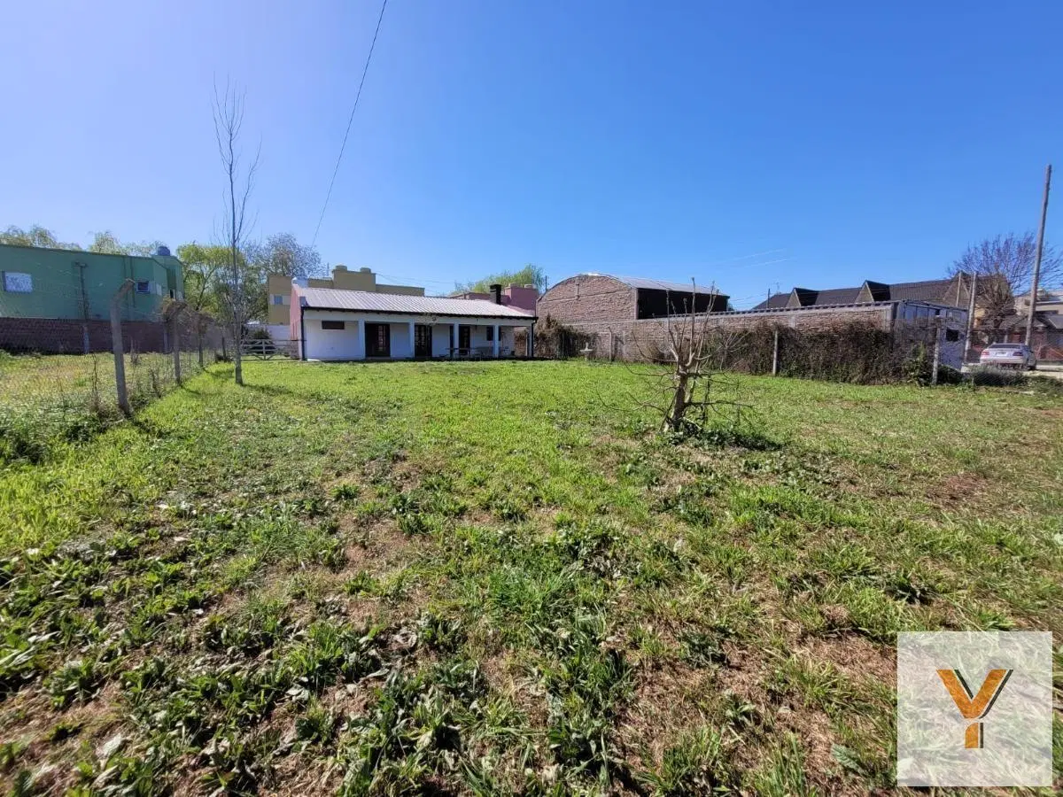 Casa en venta - 1 Dormitorio 1 Baño - 300mts2 - La Plata 4