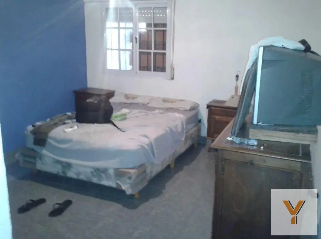 Casa en venta - 2 dormitorios 1 baño - 383mts2 - Miramar 8