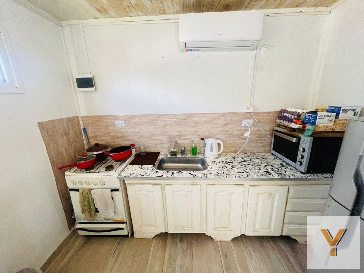 Foto de Casa en venta - 1 dormitorio 1 baño - 220mts2 - La Plata, imagen 3