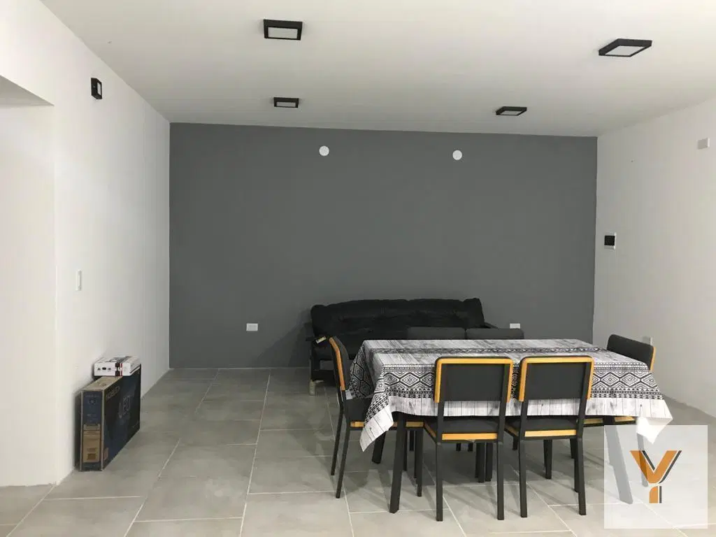 Casa en venta - 2 Dormitorios 2 Baños - Cochera - 495Mts2 - Nueva Atlantis 8