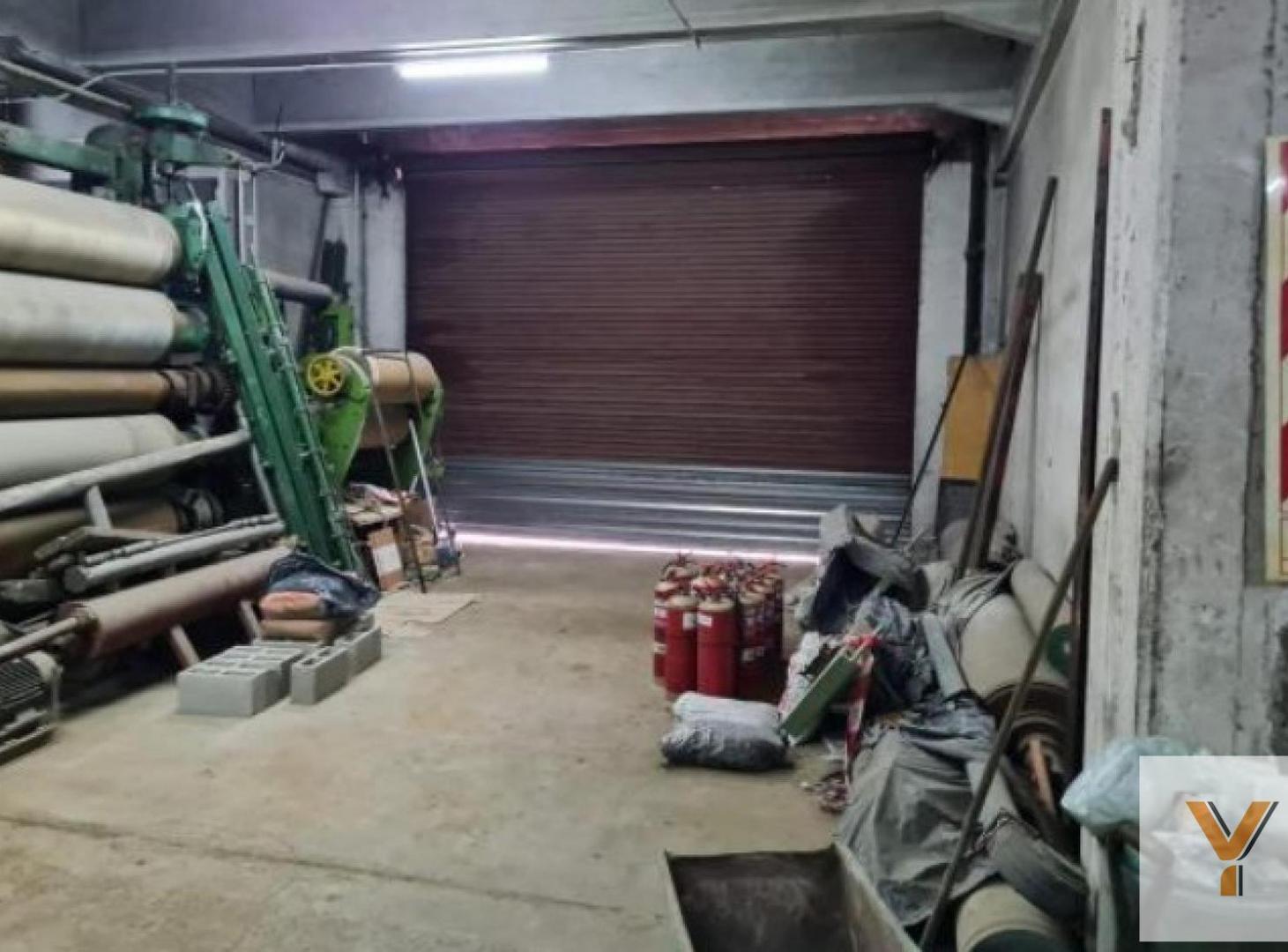 Foto de Depósito en venta - Oficinas - Vestuarios - La Matanza, imagen 3