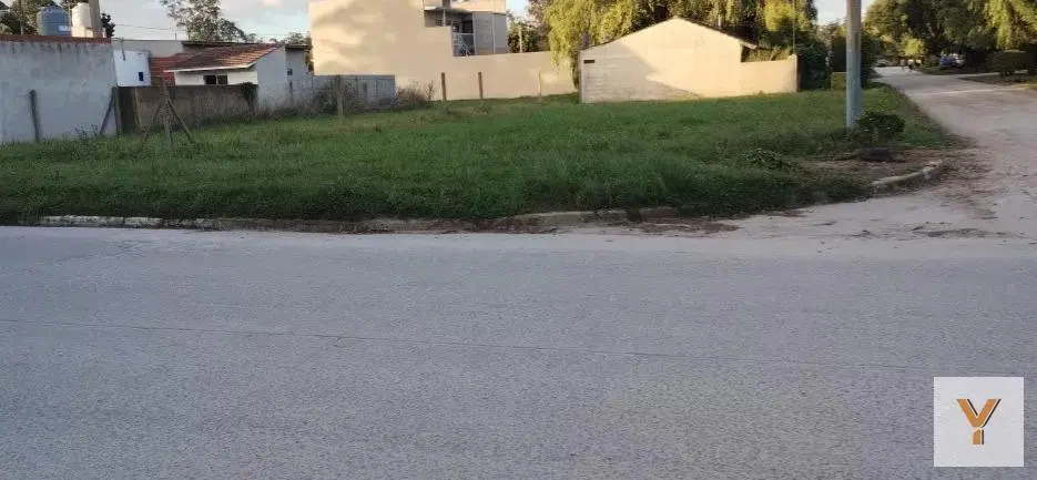 Terreno en venta - 295Mts2 - Santa Clara del Mar 2