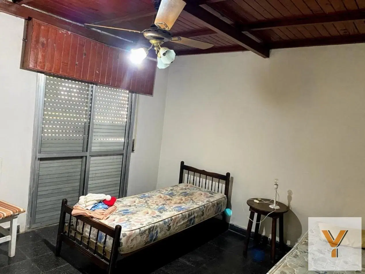 Casa en venta - 2 Dormitorios 1 Baño - 304mts2 - Saladillo 3
