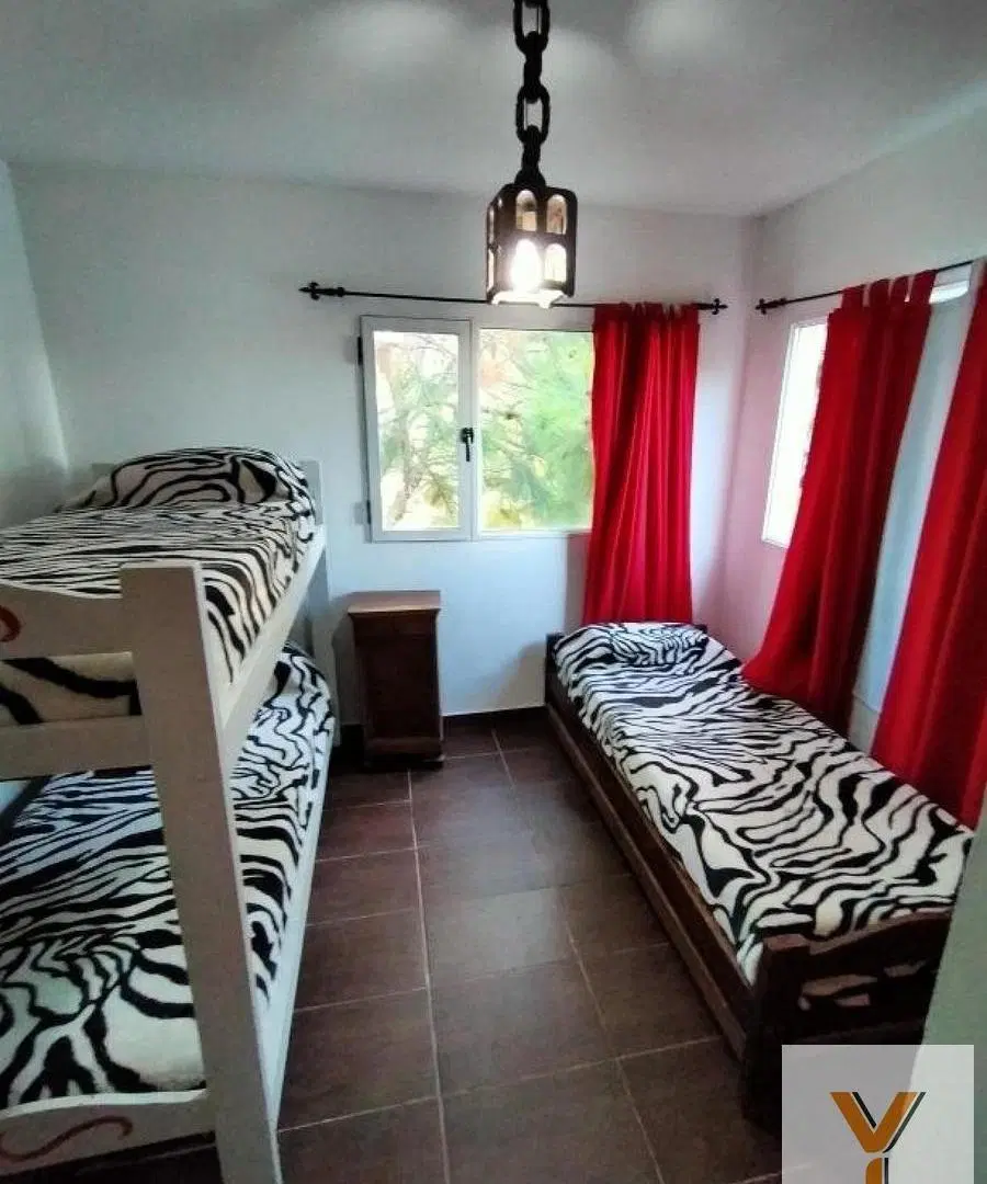 Casa en venta - 2 Dormitorios 3 Baños - Cochera - Costa del Este 4