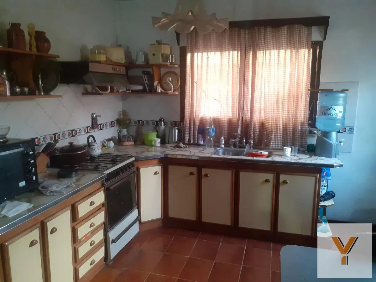 Casa en venta - 2 dormitorios 2 baños - local - patio - 300mts2- Tortuguitas 3