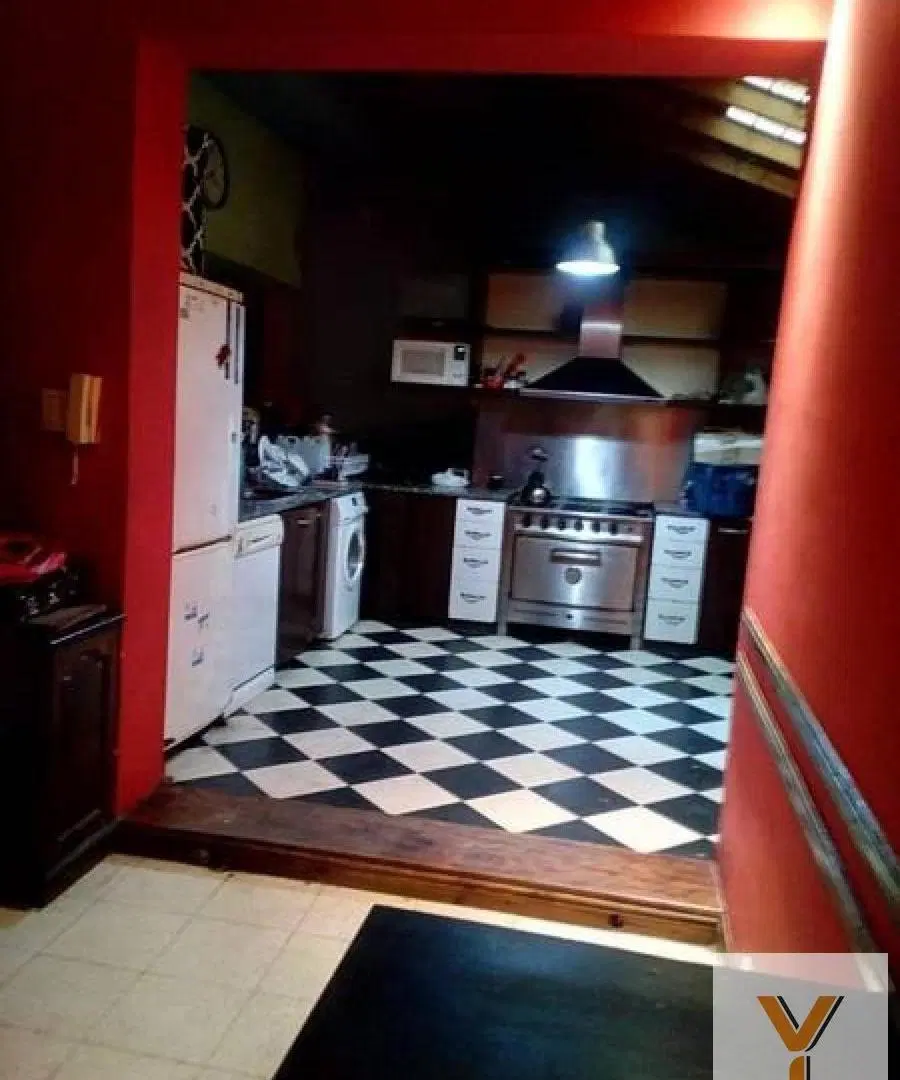 PH en Venta - 4 Dormitorios 4 Baños - 250mts - Barracas 4