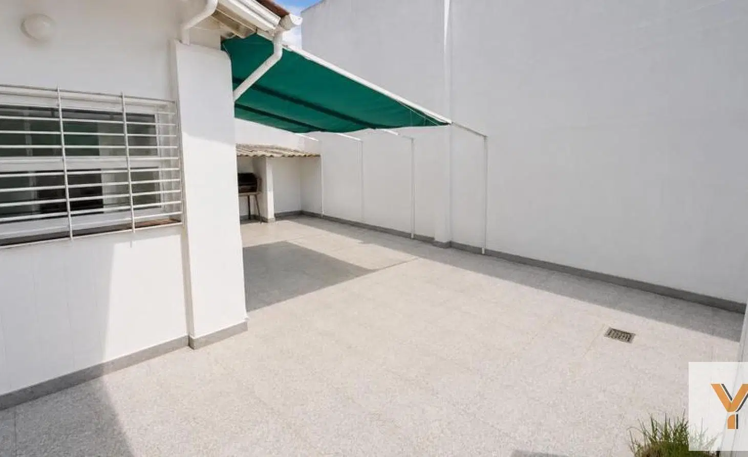 Casa en Venta - 4 Dormitorios 2 Baños - 201mts - Mar Del Plata 8