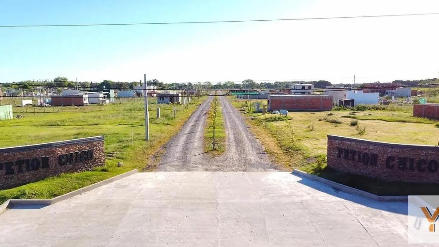 Terreno en venta - 261Mts2 - Alejandro Petión 8