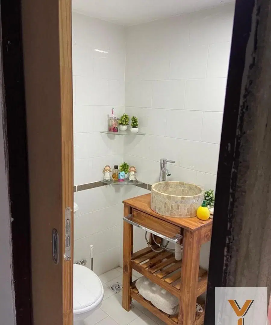 Casa en venta - 3 Dormitorios 2 Baños - Claypole 2