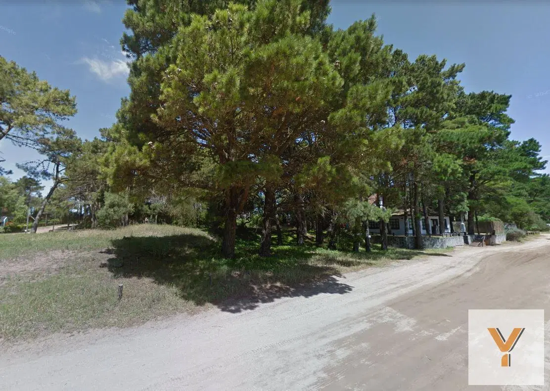 Terreno venta -661mts2 totales- Mar Azul 8