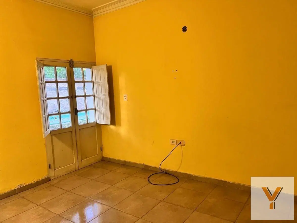Casa en venta - 4 Dormitorios 4 Baños - Cochera - 620Mts2 - Santiago del Estero 4