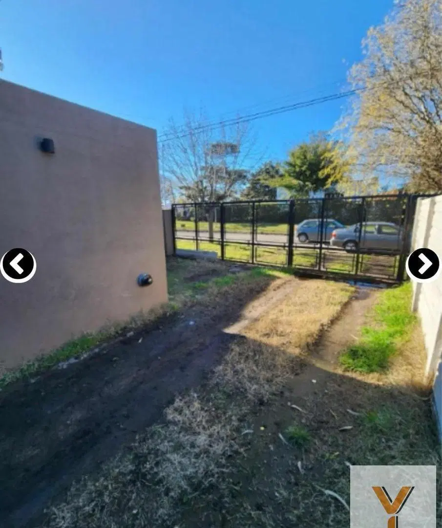 Casa en venta - 4 Dormitorios 3 Baños - Cochera - 302Mts2 - Mar del Plata 2