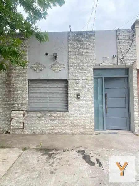 PH en venta - 1 dormitorio 1 baño - 114mts2 - Los Hornos 1
