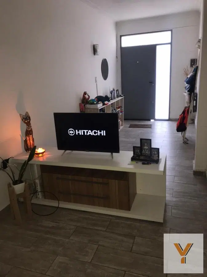 PH en venta - 1 dormitorio 1 baño - 114mts2 - Los Hornos 3