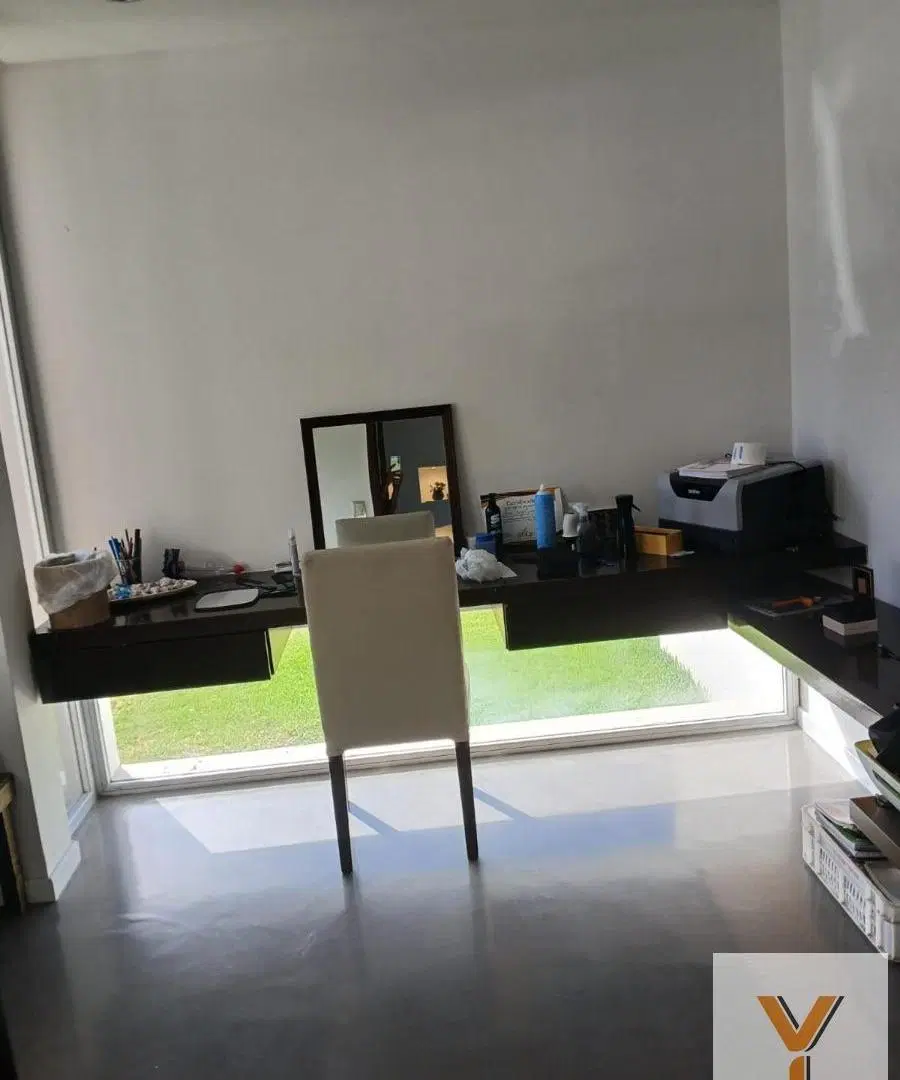Casa en venta - 6 Dormitorios 6 Baños - El Venado 2