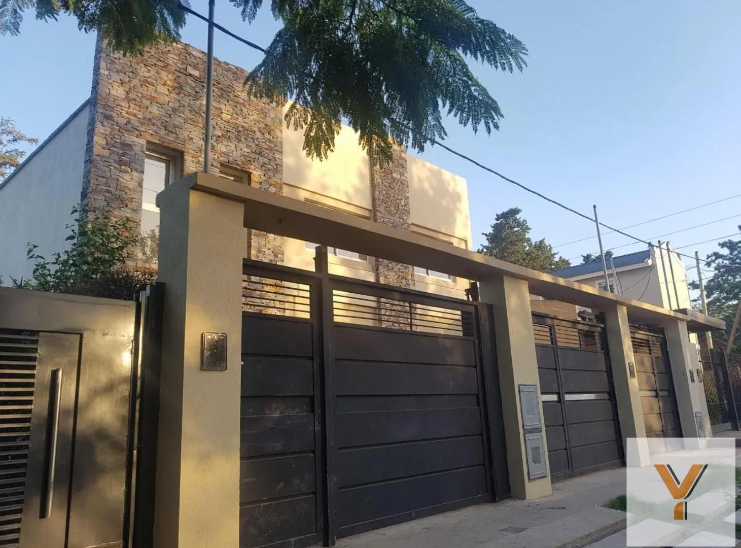 Dúplex en venta - 2 Dormitorios 2 Baños - City Bell 2
