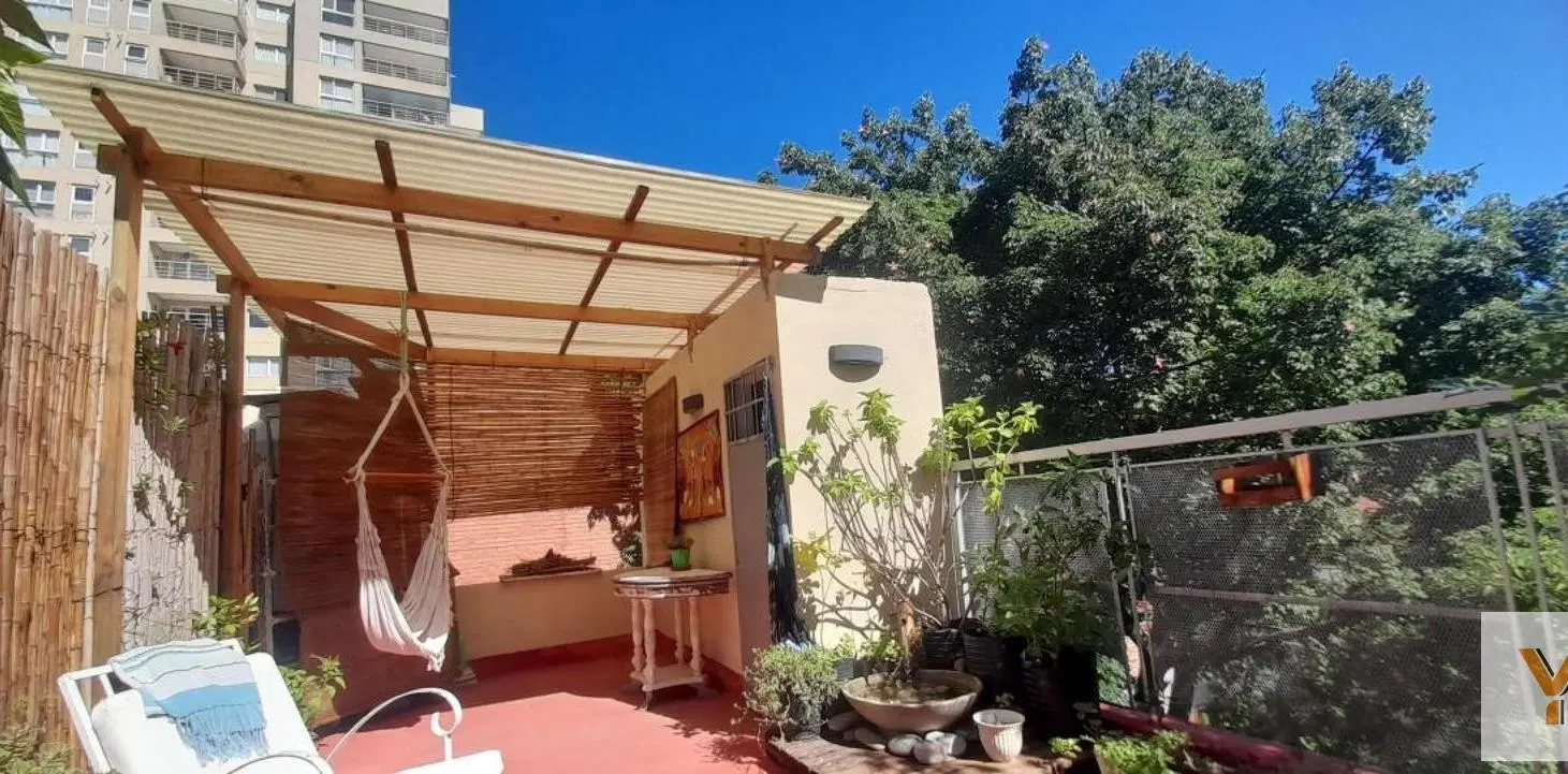 Casa en venta - 5 Dormitorios 3 Baños - Vicente López 3