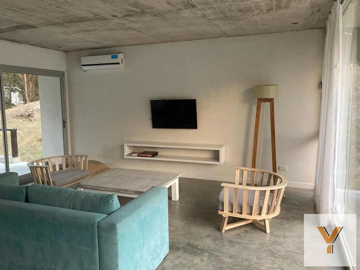 Casa en venta - 4 Dormitorios 3 Baños - 1000Mts2 - Costa Esmeralda 5