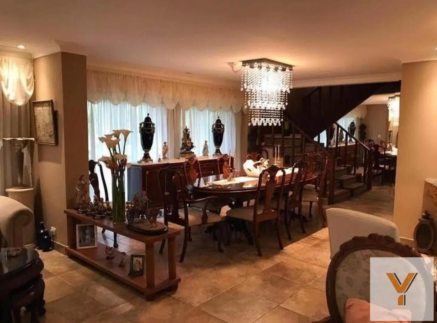 Casa en Venta - 4 Dormitorios 4 Baños - 720mts - Mar Del Plata 8