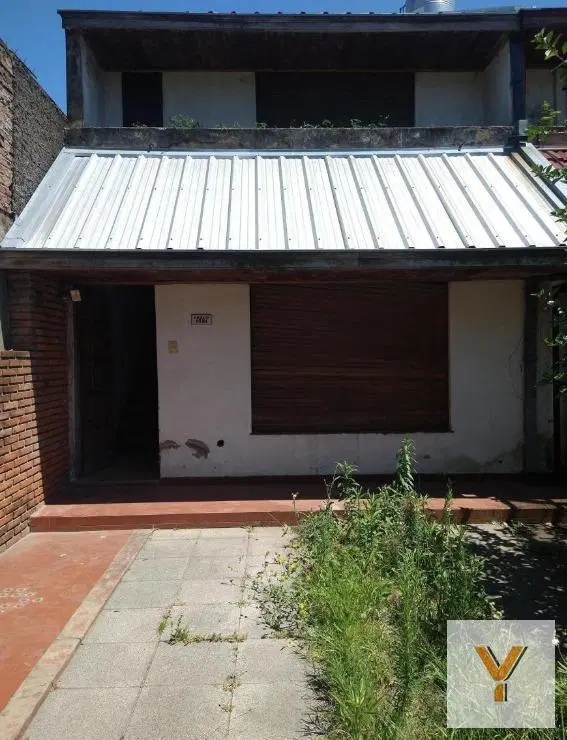 Dúplex en venta- 3 Dormitorios 2 Baños - 248Mts2 - Bernal 4
