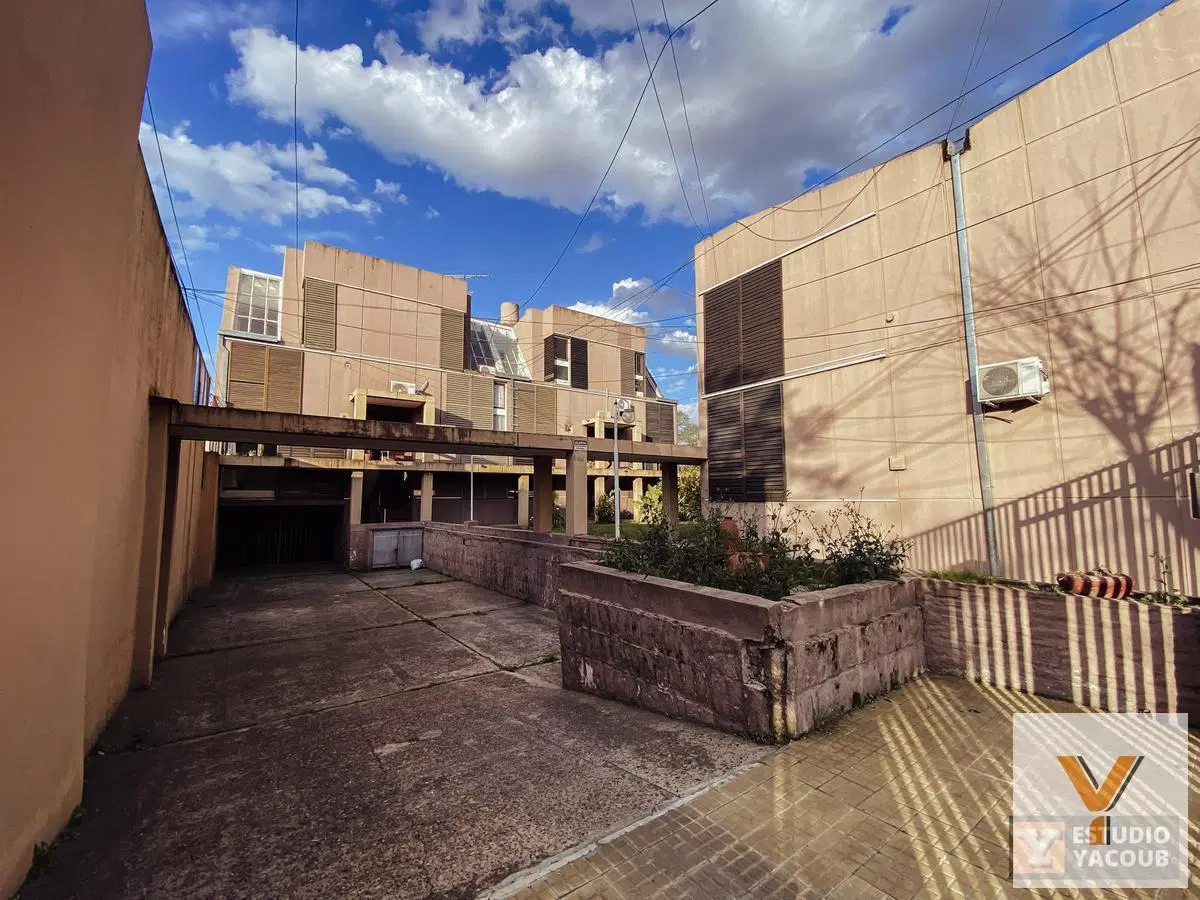 Duplex en venta - 2 dormitorios 1 baño - 85mts2 - La Plata 4