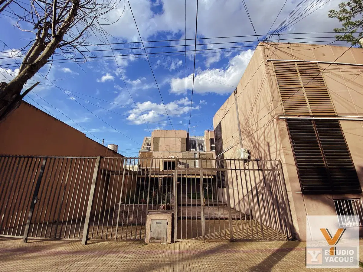 Duplex en venta - 2 dormitorios 1 baño - 85mts2 - La Plata 8
