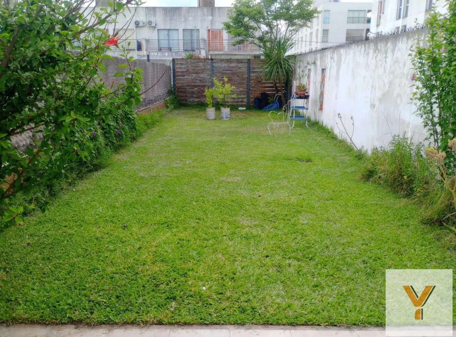 Casa en venta - 2 Dormitorios 2 Baños - Canning 8