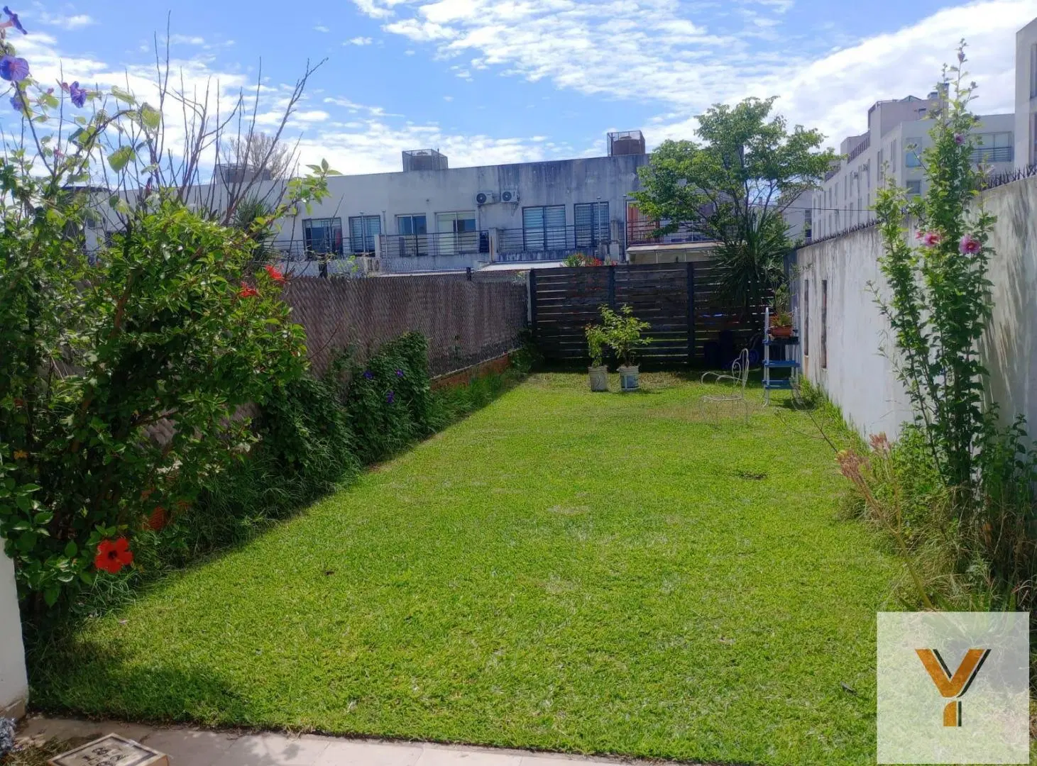 Casa en venta - 2 Dormitorios 2 Baños - Canning 5