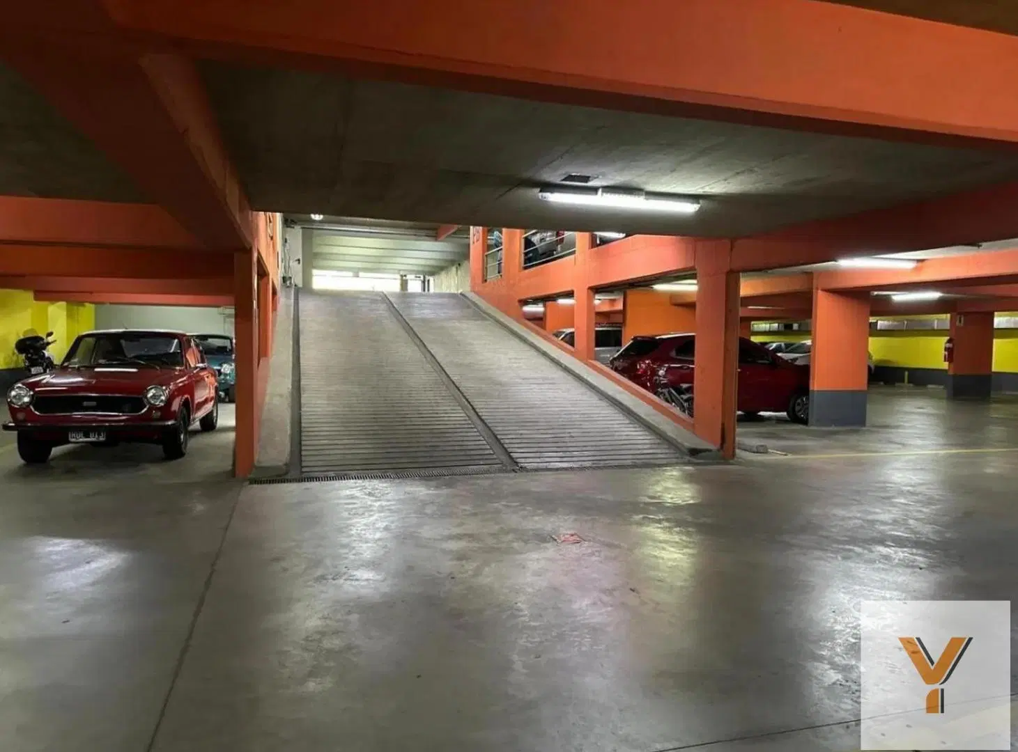 Cochera en venta - 12Mts2 - Chacarita 4