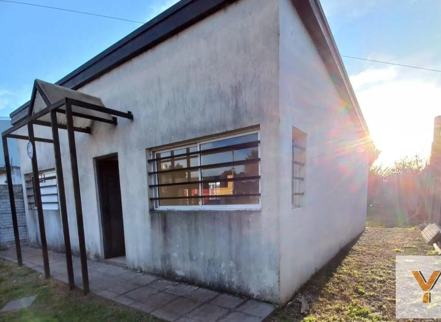 Casa en venta - 2 Dormitorios 1 Baño - 400Mts2 - Manuel B. Gonnet 3