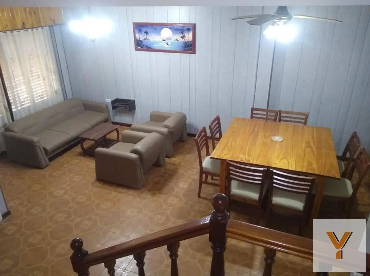Casa en alquiler temporario - 4 Dormitorios 2 Baños - Mar del Plata 1