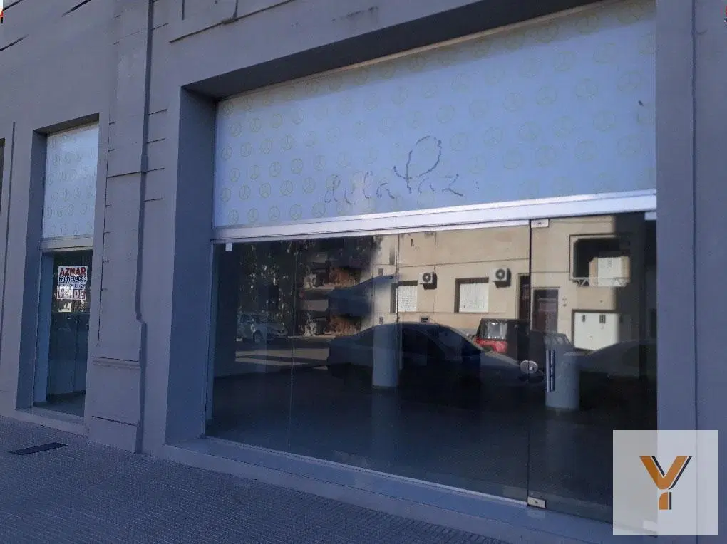 Local en venta - salon principal y baño - 100 mts2 - Bragado 4