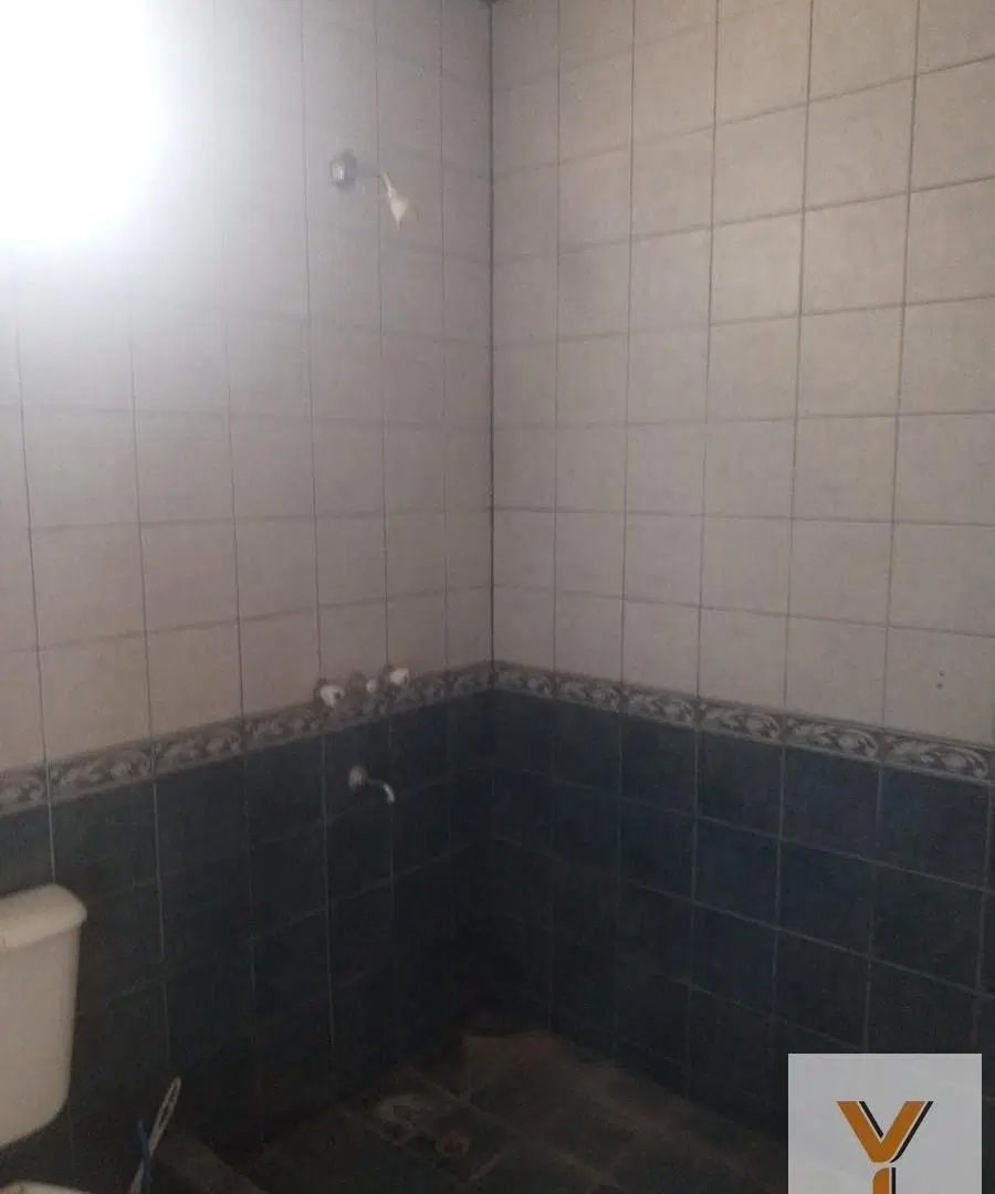 Finca en venta - 2 Dormitorios 1 Baño - Bowen 8