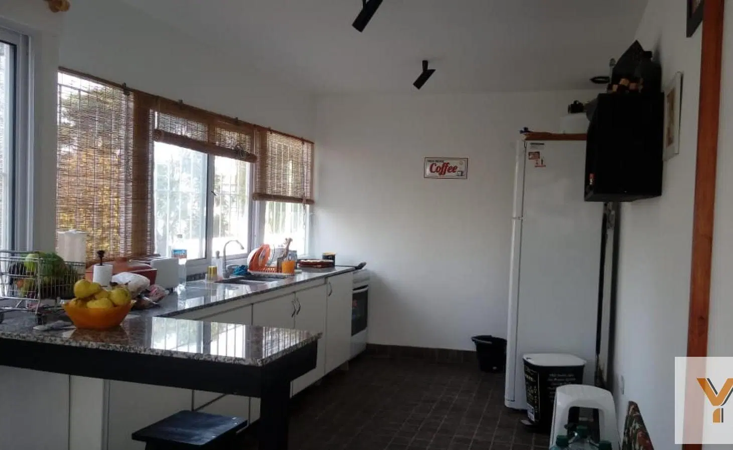 Casa en venta - 3 Dormitorios 2 Baños - Cochera - 180Mts2 - Hurlingham 3