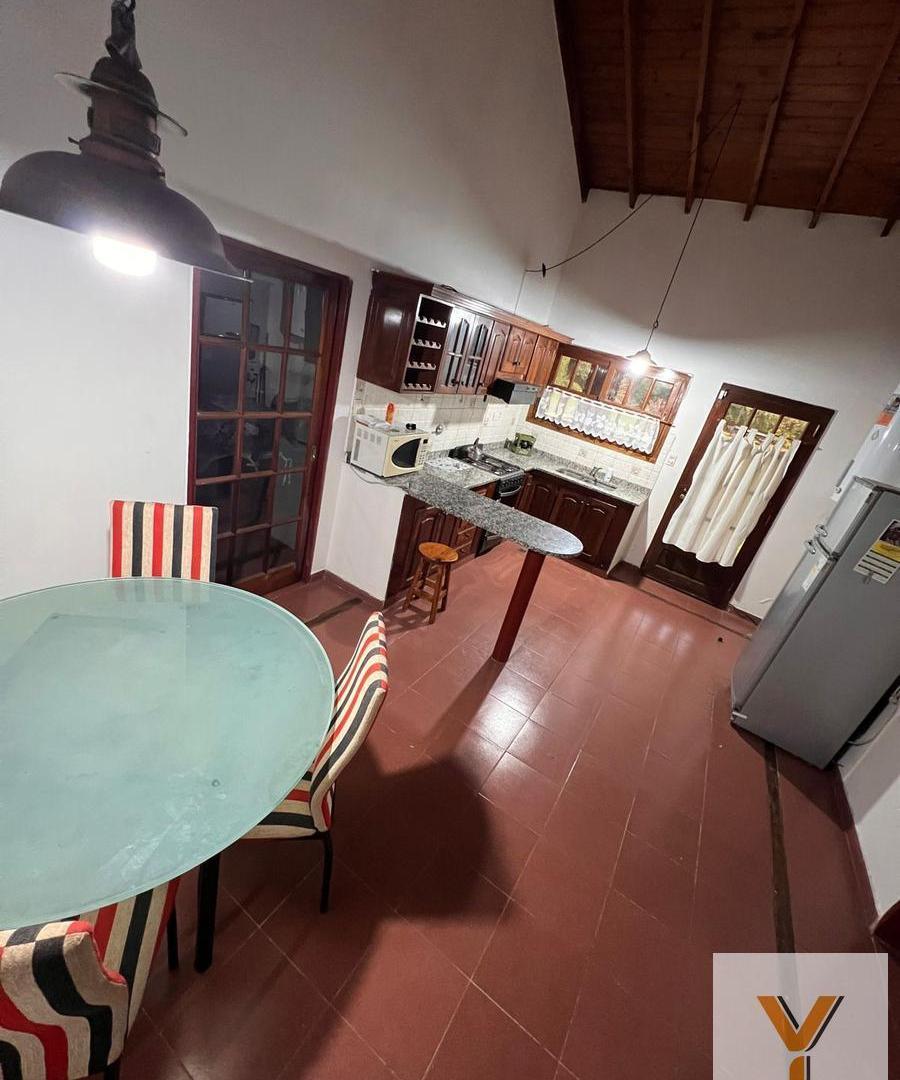 Foto de Casa en venta - 3 Dormitorios 4 Baños - Cochera - 1.500Mts2 - General Rodríguez, imagen 1