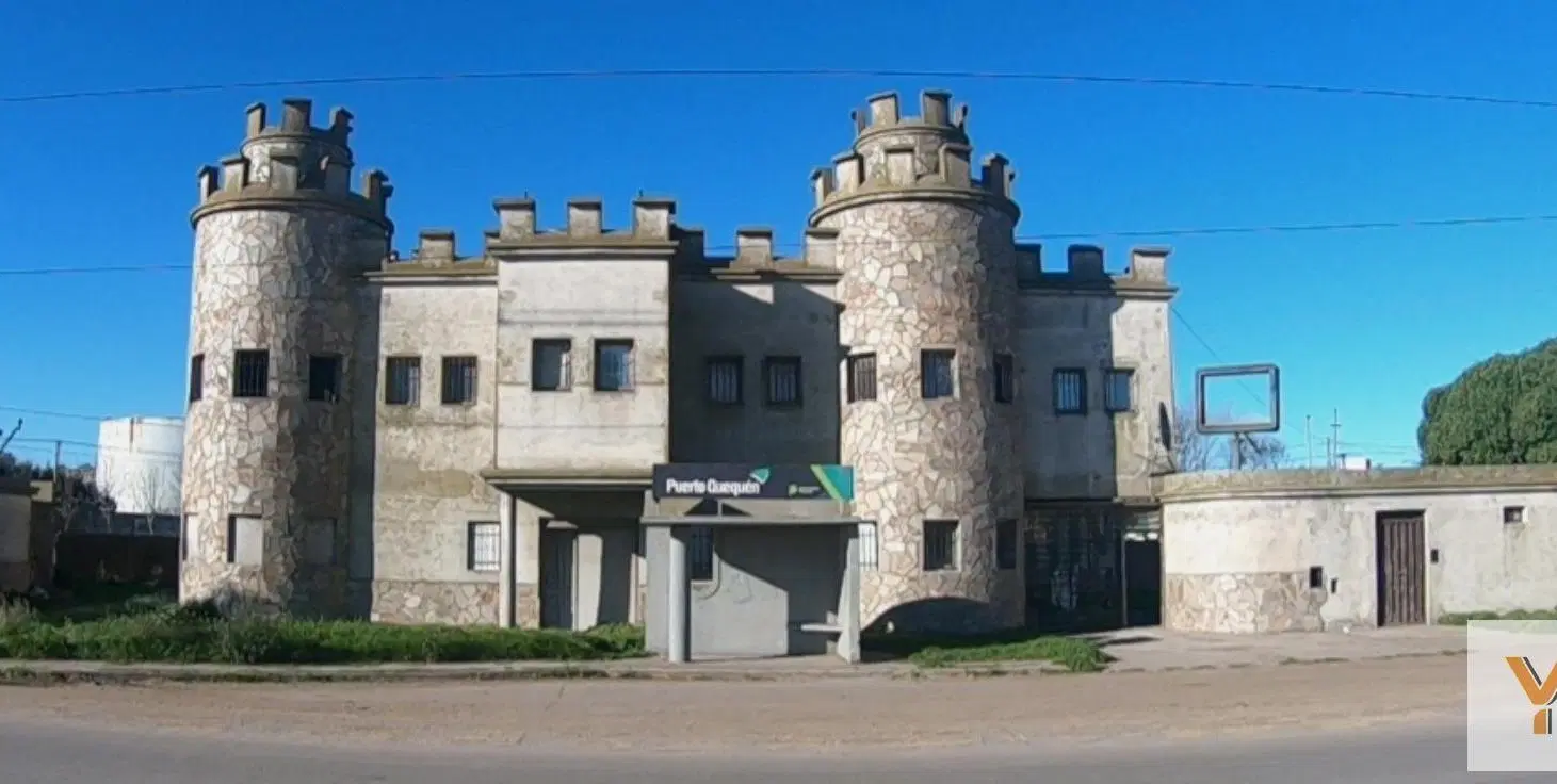 Local en venta - 1 Dormitorio 6 Baños Oficinas - 1060Mts2 - Quequén 8