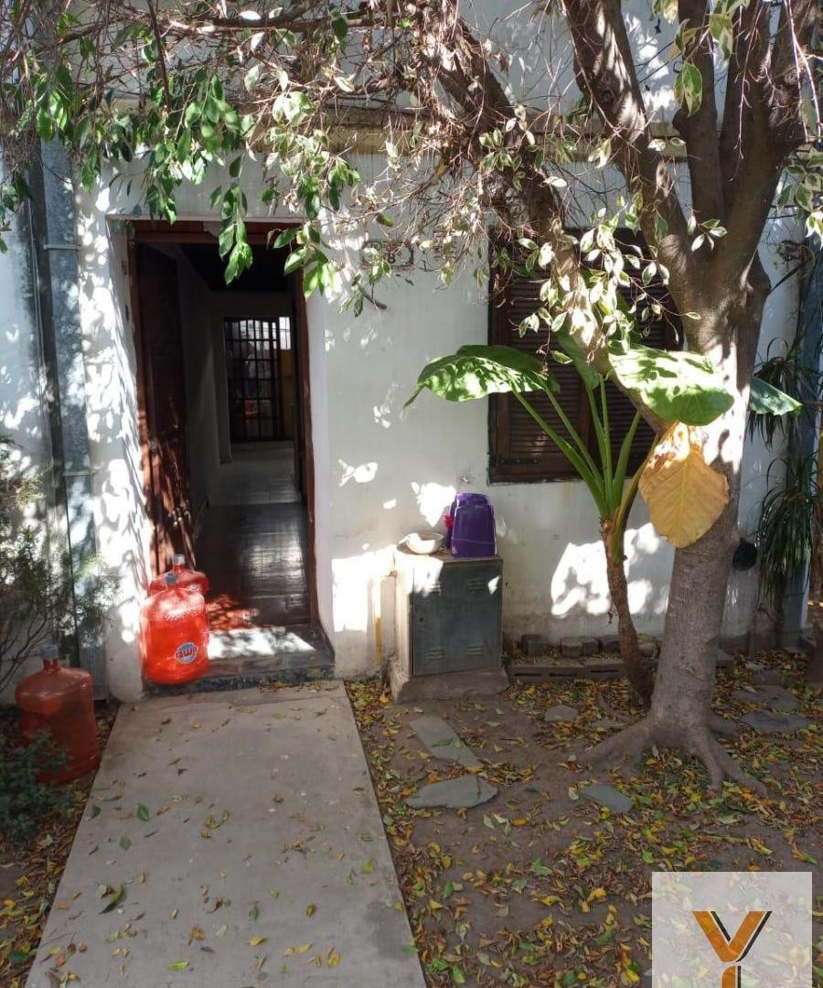 Foto de Dúplex en venta - 2 Dormitorios 1 Baño - Cochera - 62Mts2 - San Miguel, imagen 4