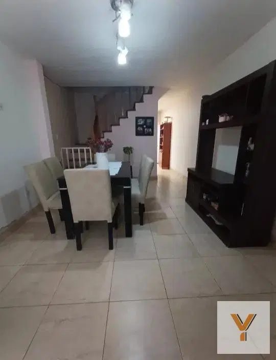 Casa en venta - 2 Dormitorios 2 Baños - Cochera - 79Mts2 - San Miguel 2