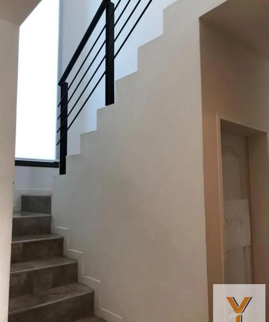 Casa en venta - 3 Dormitorios 4 Baños - Tigre 8
