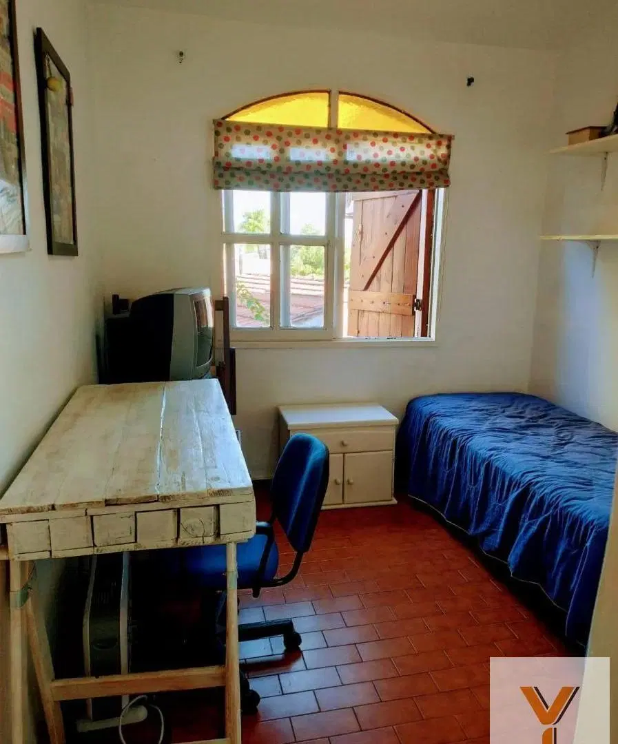 Casa en venta - 2 Dormitorios 1 Baño - Cochera - 82Mts2 - Córdoba 8