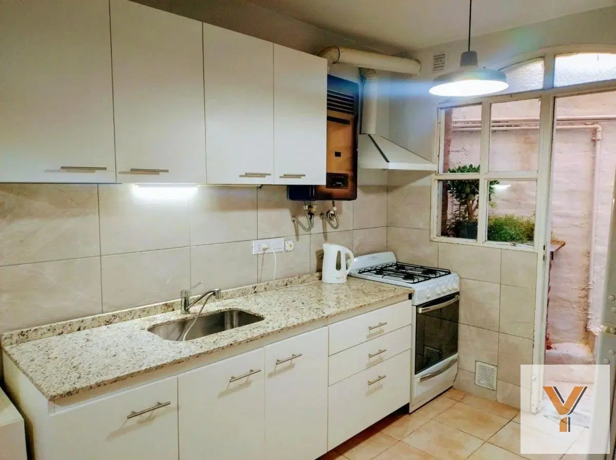 Casa en venta - 2 Dormitorios 1 Baño - Cochera - 82Mts2 - Córdoba 2
